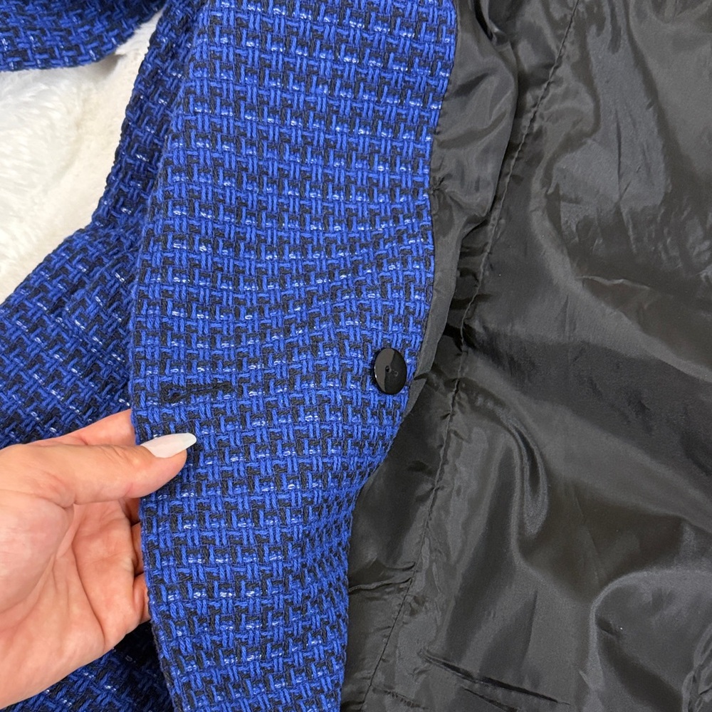Chic Blue Double-Breasted Women's Blazer - Picture 5 of 6